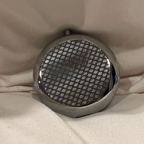 Whimsical Fairy Travel Pill Box 3 Compartment Medicine Pill Case Metal NEW🧚♀️ - Picture 4 of 5